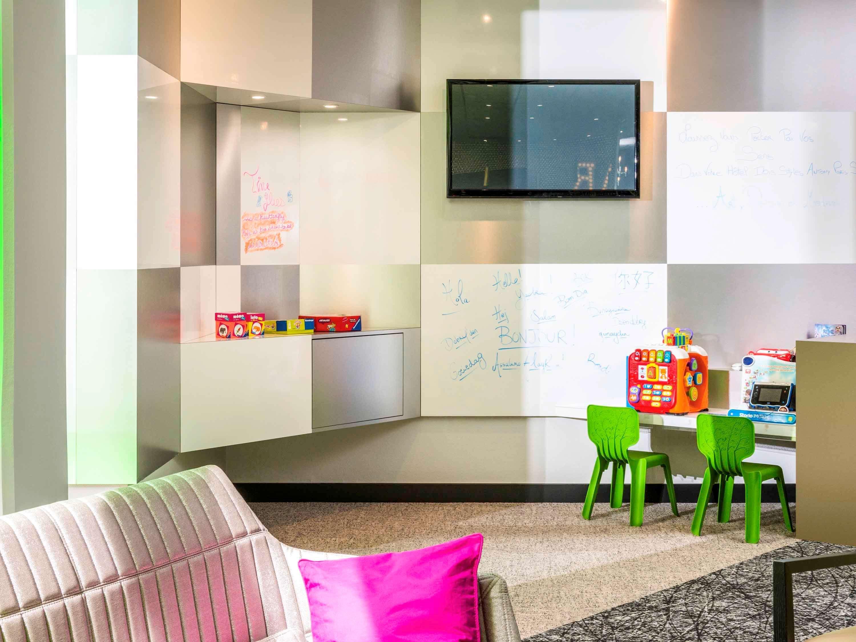 Ibis Styles Antony Paris Sud Exterior foto