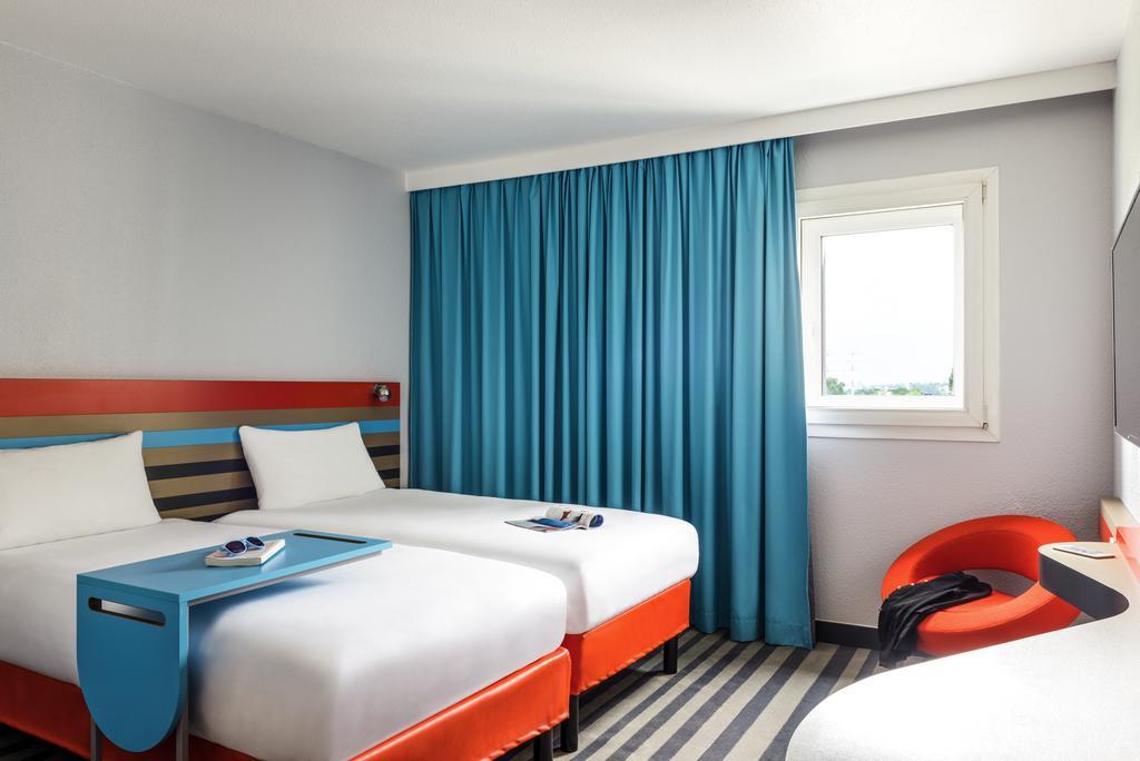 Ibis Styles Antony Paris Sud Exterior foto
