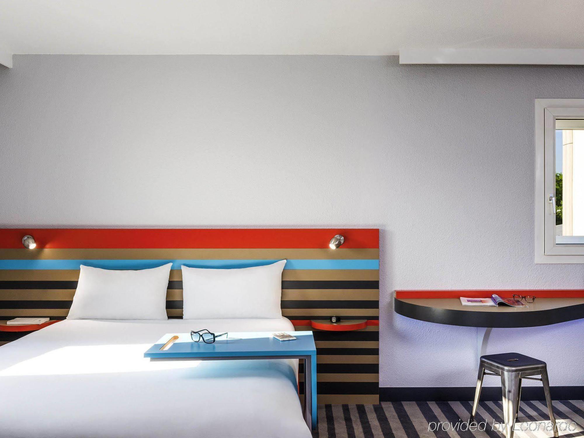 Ibis Styles Antony Paris Sud Exterior foto